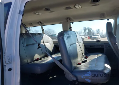 2014 Ford E-350 Super Duty Xl from USA, damaged, VIN 1FBSS3BL8EDA04071